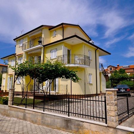 Ferienwohnung Fuer 2 Personen 30 M2 In Novigrad, Istrien Karpinjan Ngoại thất bức ảnh